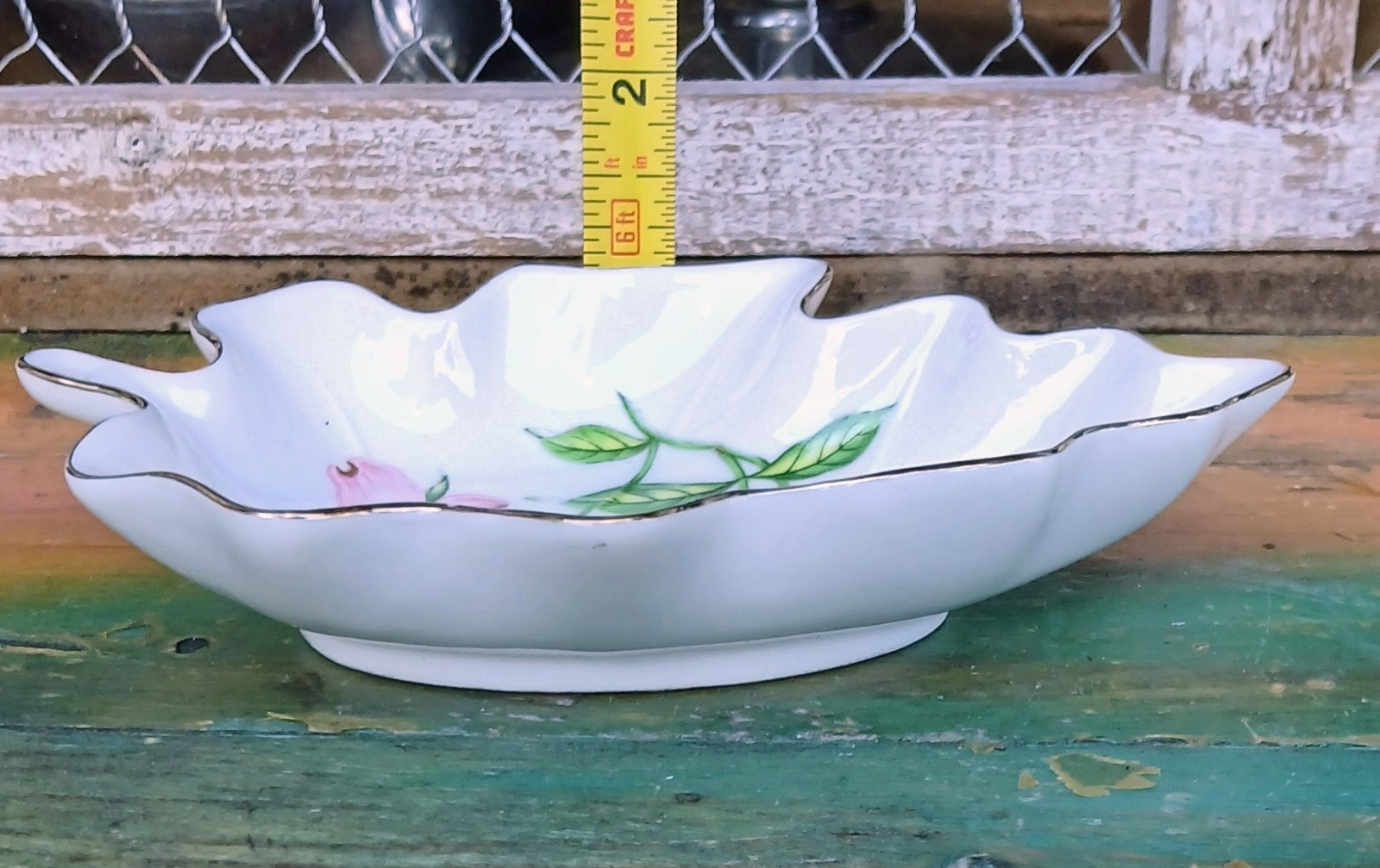 Lefton Hand Painted Leaf-Shaped Floral China Dish White Pink Green 03534 Japan