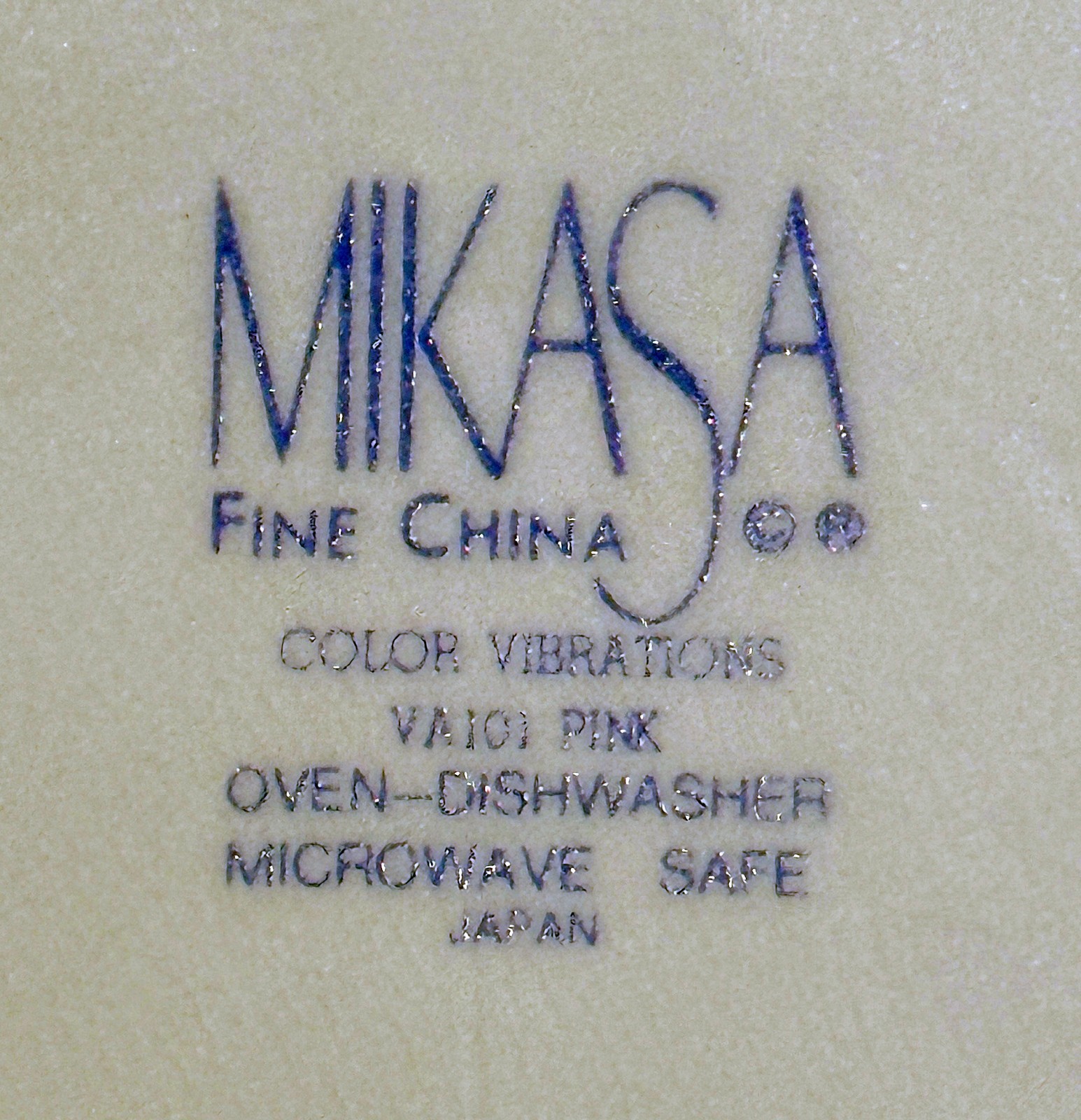 Vintage Mikasa Color Vibrations Plates Helena Uglow Memphis Style Pink Blue Set