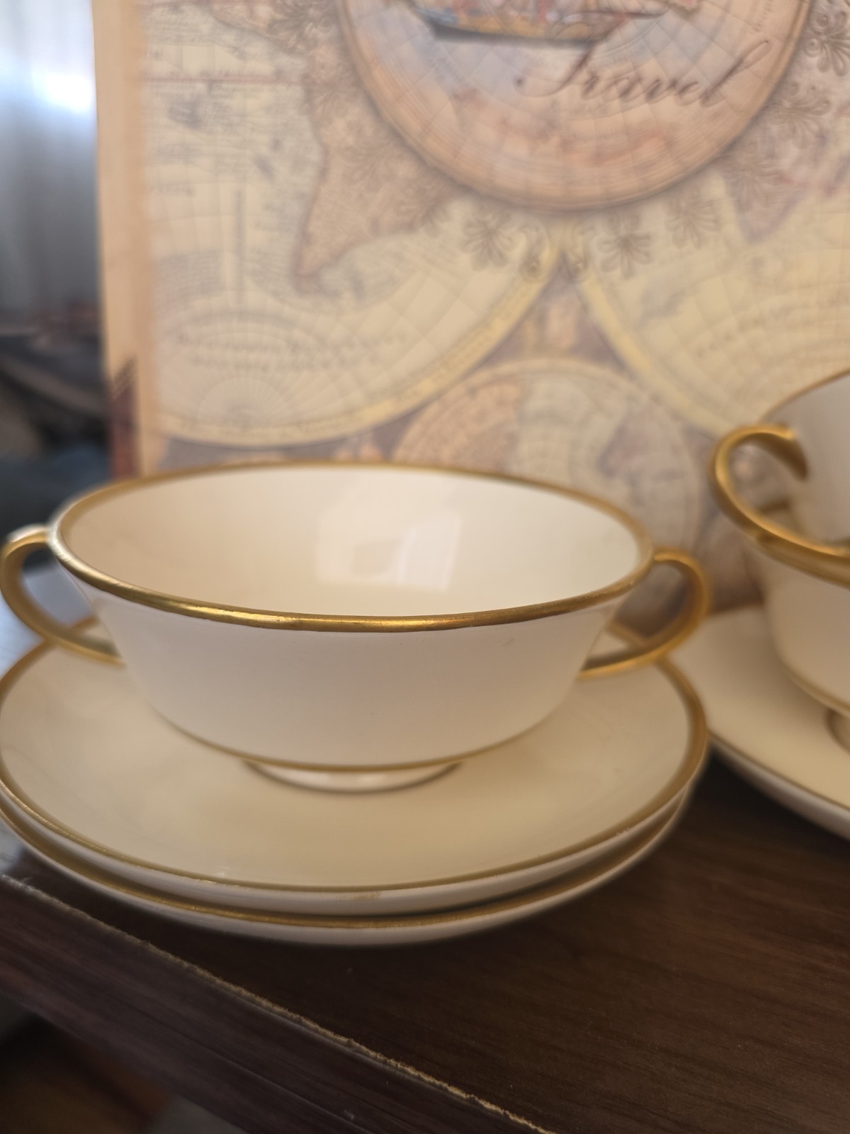 Vintage Gold and cream 4) Cream Soup Bowls, 5 in (4) Cream Soup Saucers, 6in