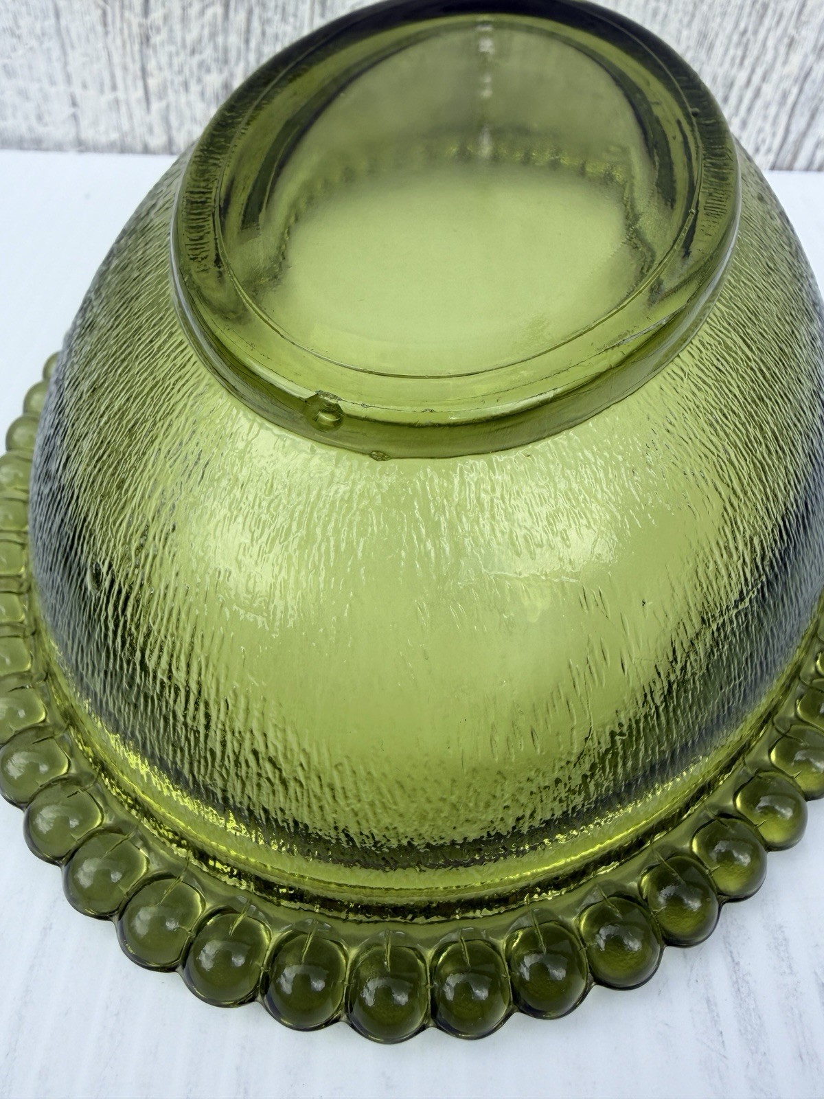 Vintage Indiana Glass Green Pressed Glass Hen on Nest Bowl Beaded Rim HON *read*