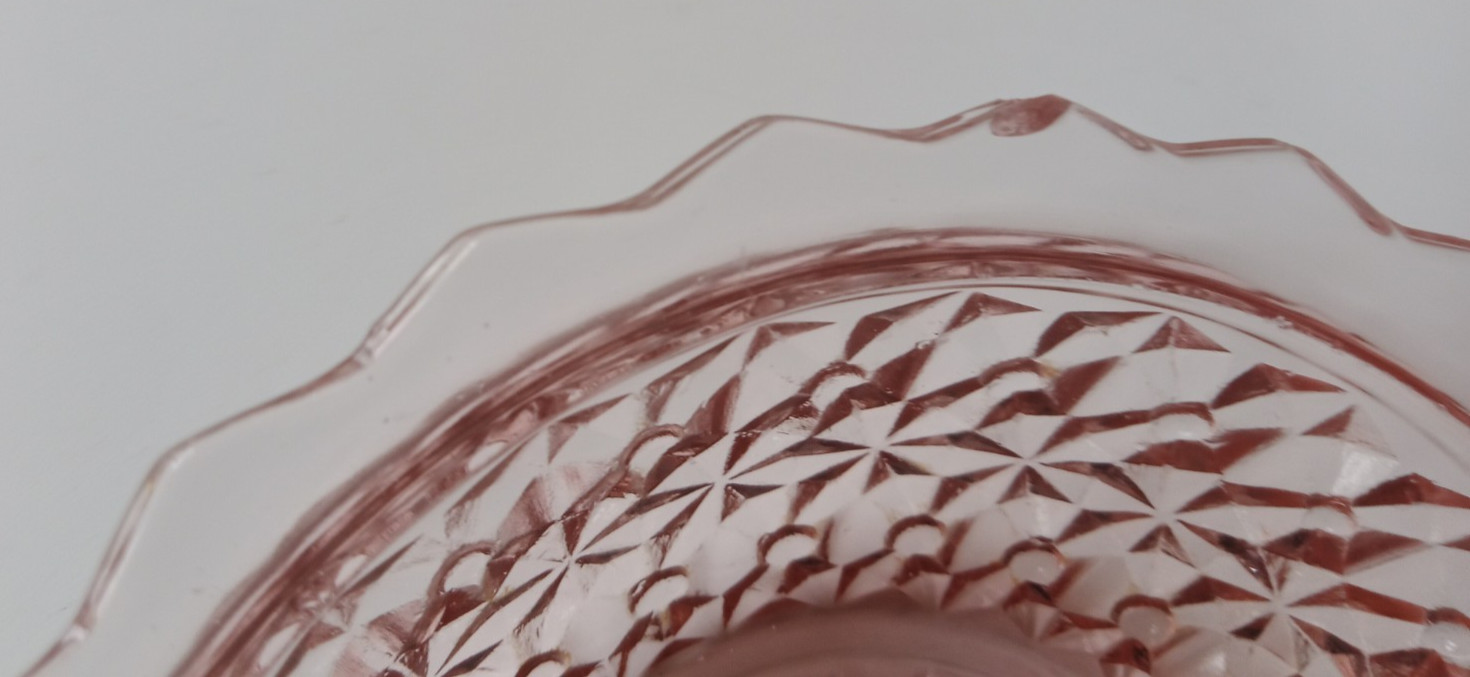 Jeannette Pink Depression Glass Holiday Buttons and Bows 19 Piece Set