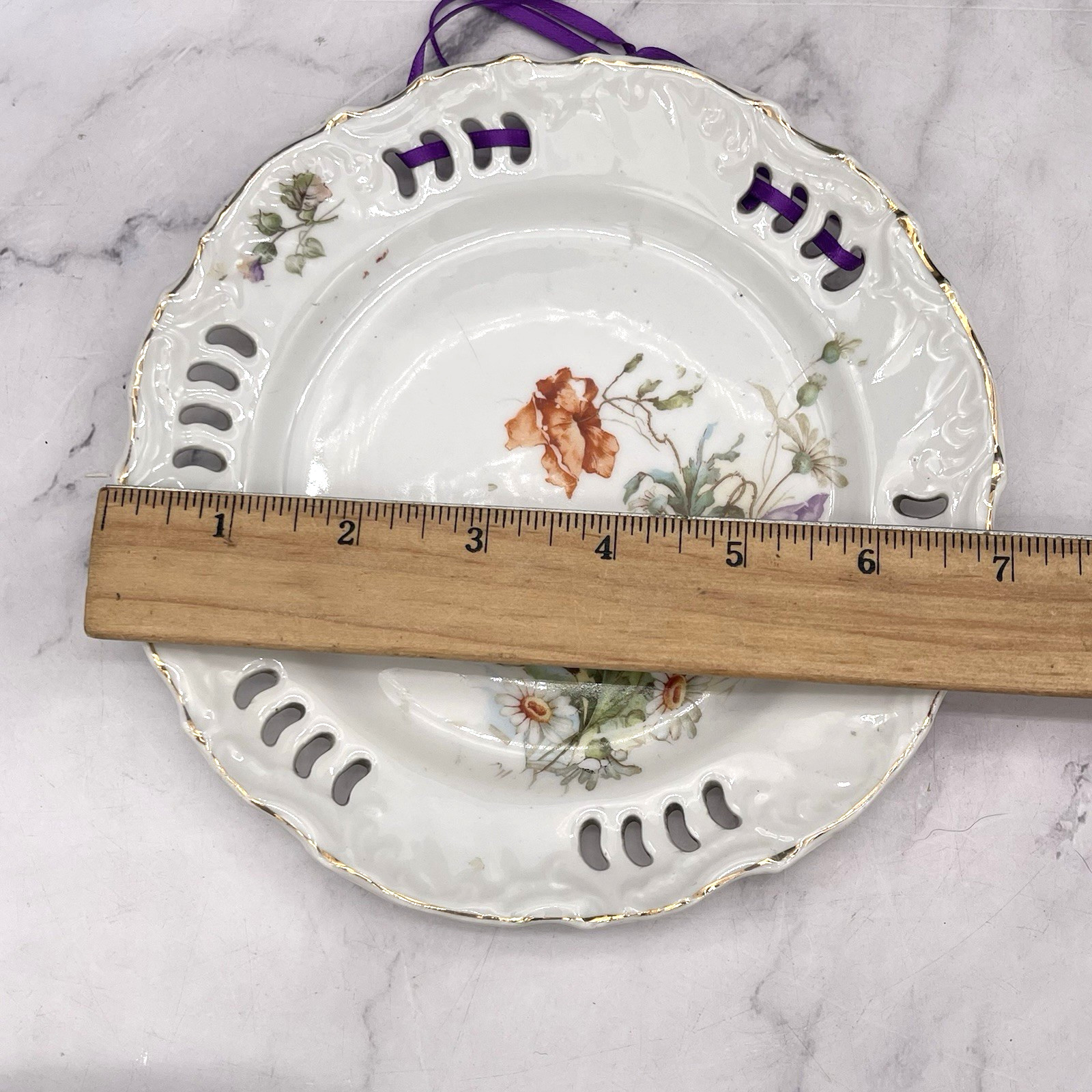 Vintage Reticulated Plates Flowers Cottage Core Shabby Wall Gallery Decor – Lot