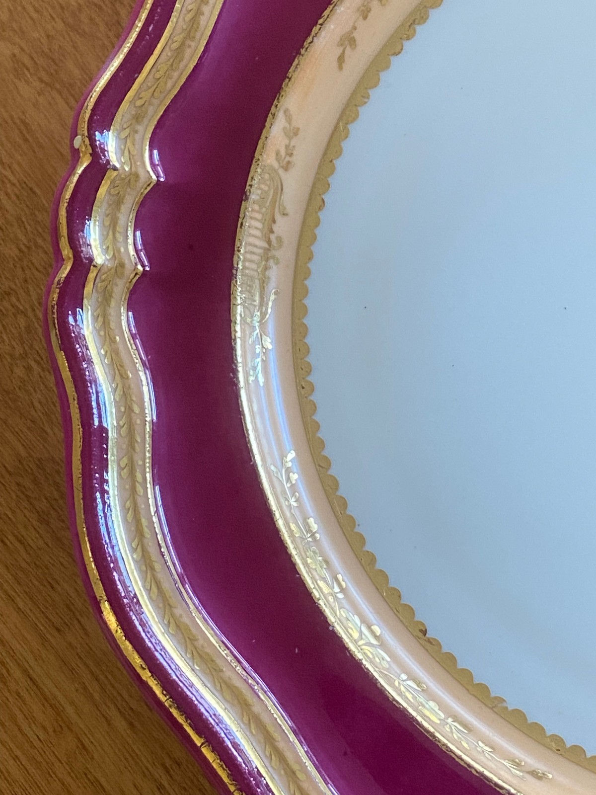 Antique 1850 – 1875 Paris Porcelain Set 4 Neoclassical Gilt Cabinet Plates