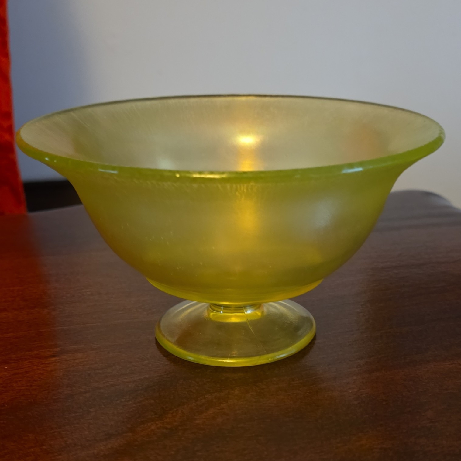 Unmarked Green Stretch Vaseline/Uranium-Style Glass Pedestal Bowl Round Compote
