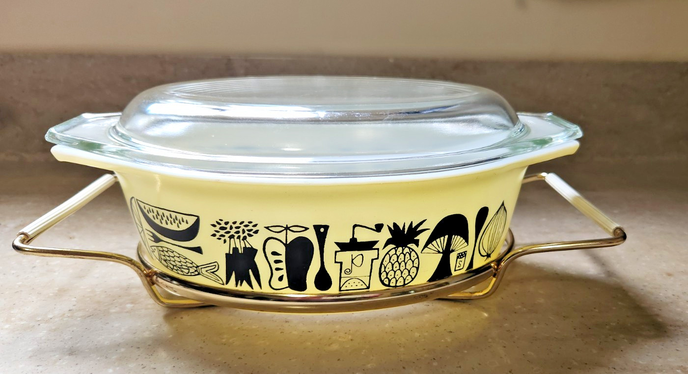 PYREX Mod Kitchen Oval Casserole Dish – 1.5 Qt – Promo, 1958