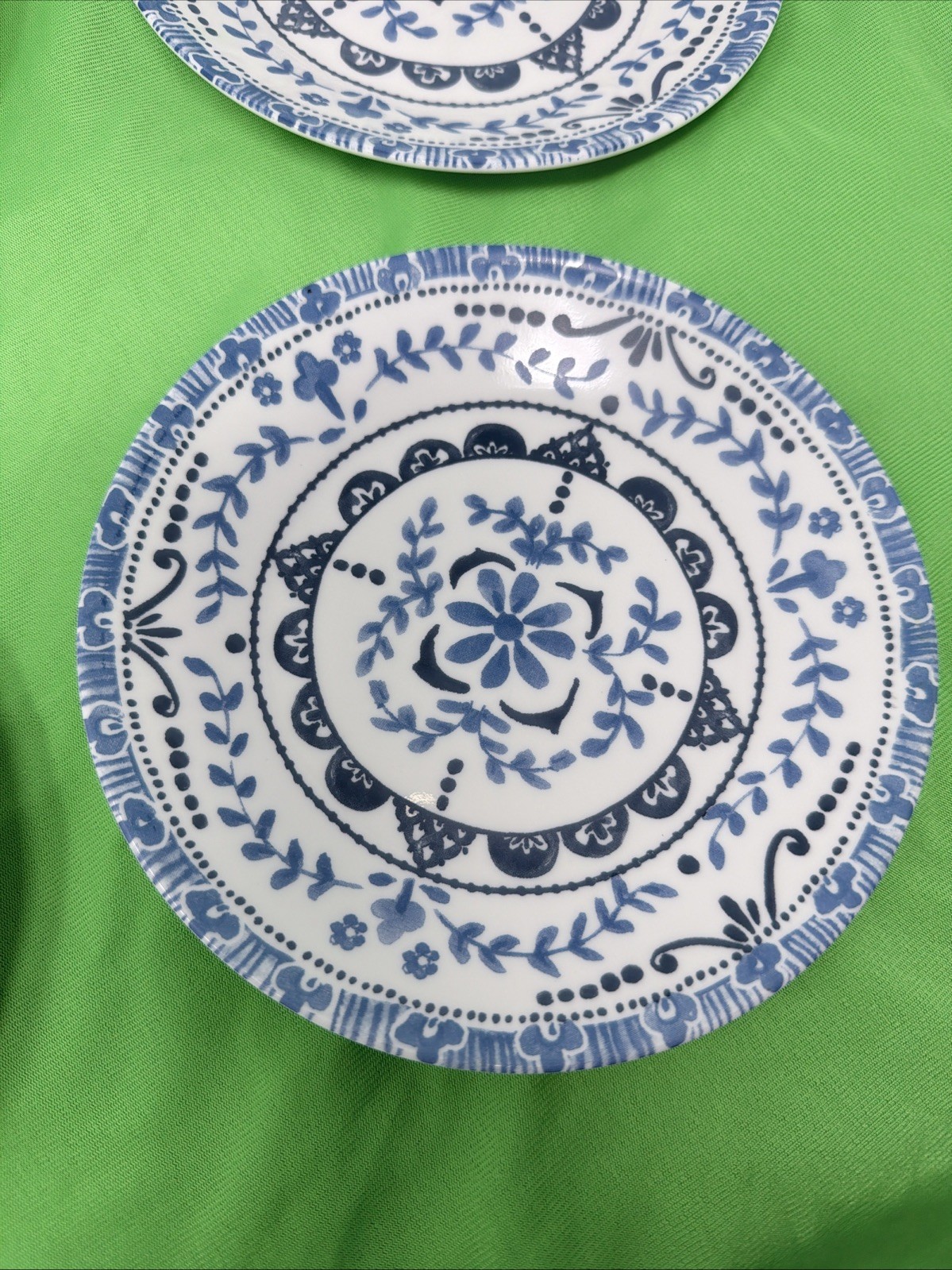 Set Of 6 Corelle Vitrelle Portofino Salad/Dessert Plates Blue Floral 6.75″