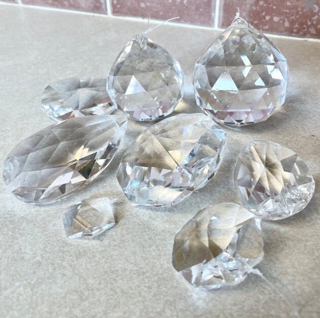 Window crystal pendant with many facets of diamond cutting process beautiful 8pc