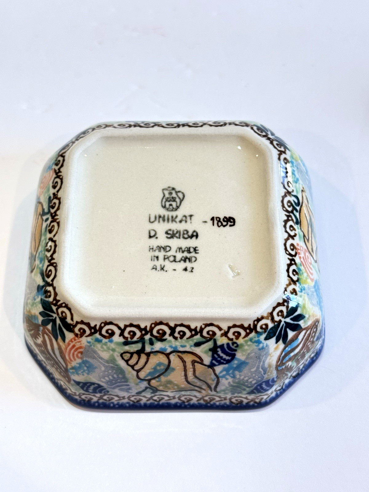 Unikat 1899 Poland Pottery Square Bowl Dish Seashell Waves 5″ D Skiba Hand Made