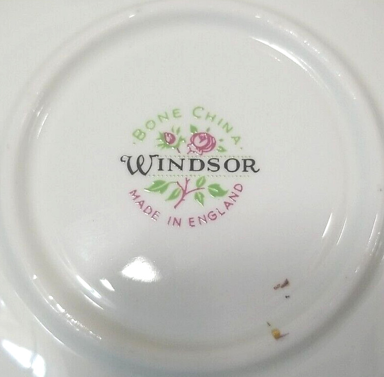 Windsor Bone China Tea Cup and Saucer Gold Dogwood Pattern Made In England