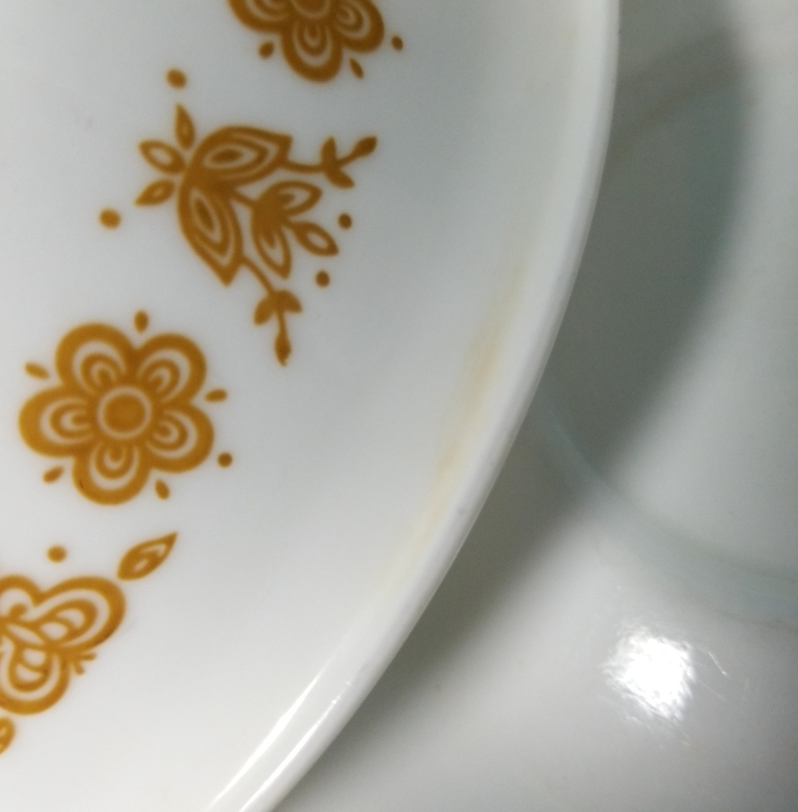 Mixed Lot Corelle by Corning Butterfly Gold Pattern Bowls Plates Cups Extras