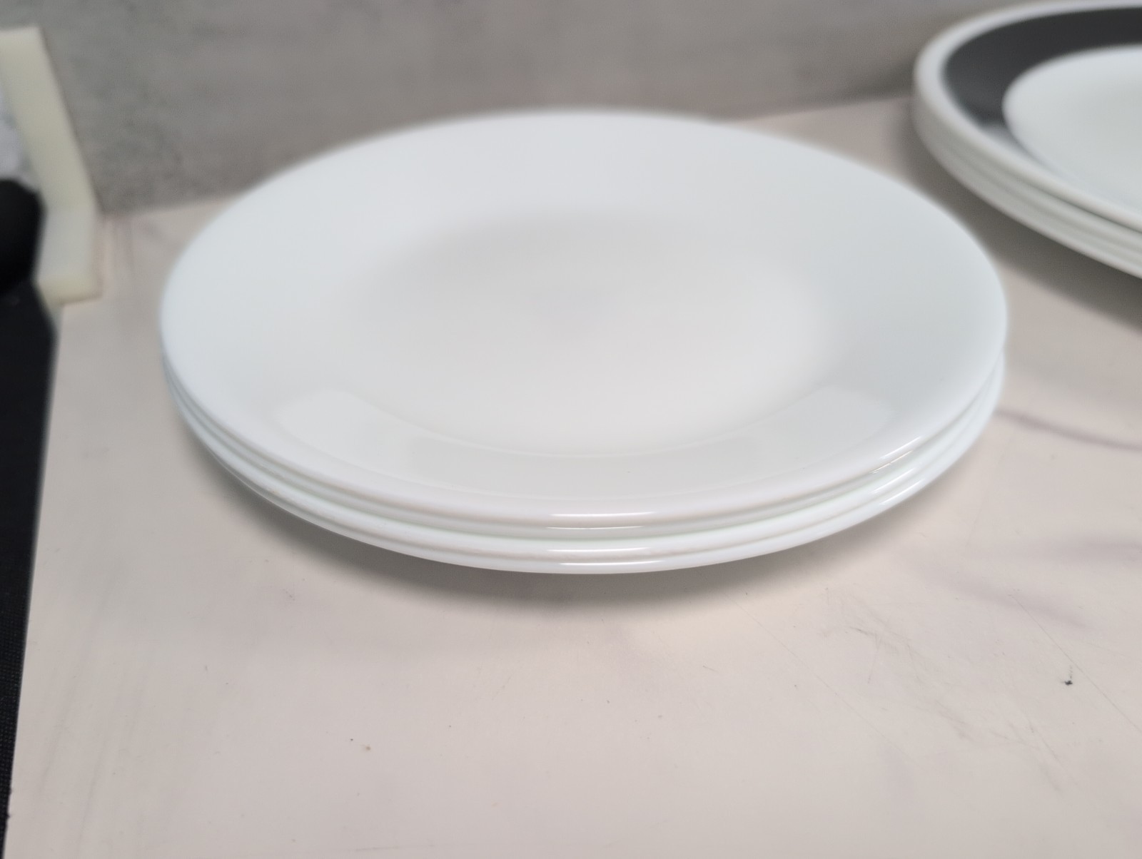 Corelle Urban Black Bowls, Bread Plates, Dinner Plates Service for 4 (12 pcs.)