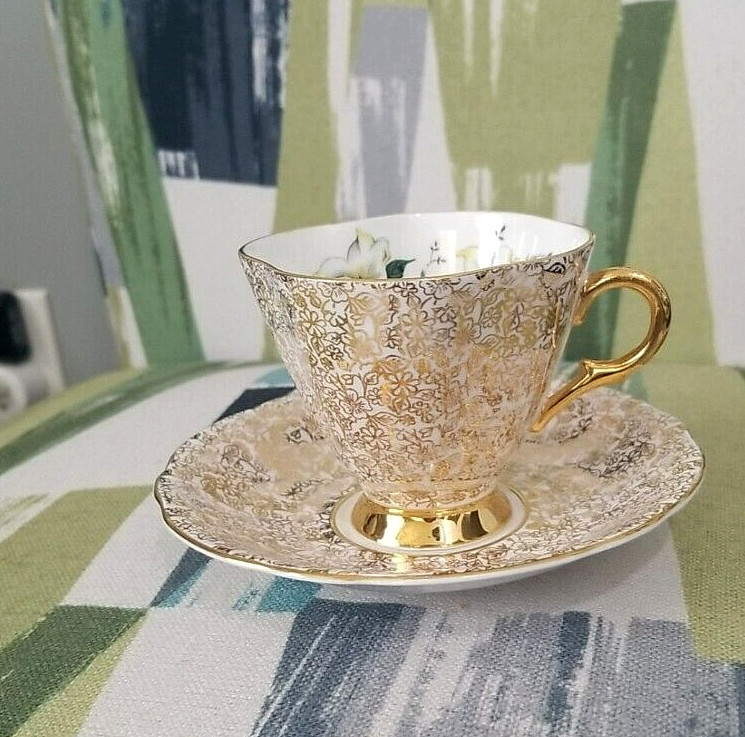 Windsor Bone China Tea Cup and Saucer Gold Dogwood Pattern Made In England
