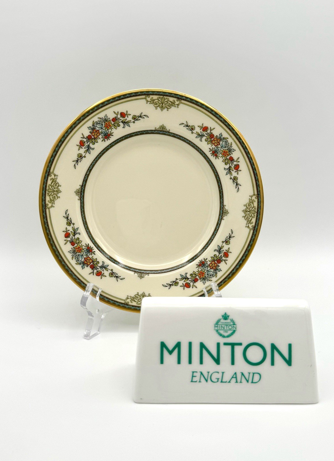 Minton Standwood (Gold Trim) – 5 Piece Place Setting