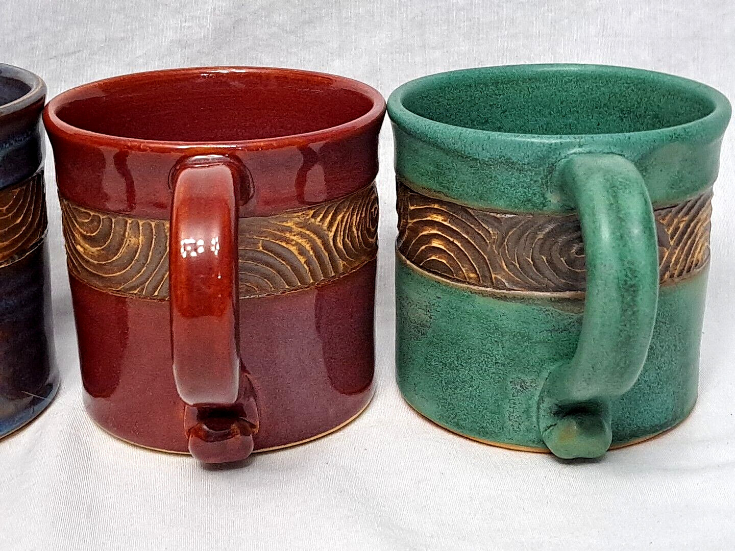 4 Studio Pottery Coffee Mugs Drip Glaze Native Island Look 18 Oz Carved Stamped