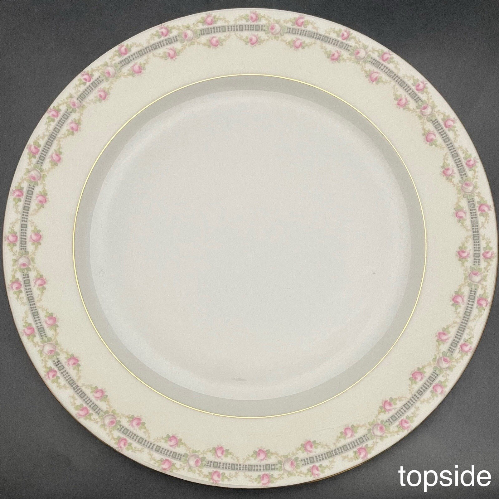 HW Crown Bohemian Rose Vines Dinner Plates 2pc Set Czechoslovakia 5″dia