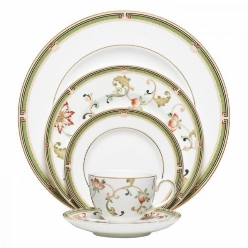 Wedgwood Oberon 5 Piece Place Setting Fine Bone China NEW IN BOX Gold Rim