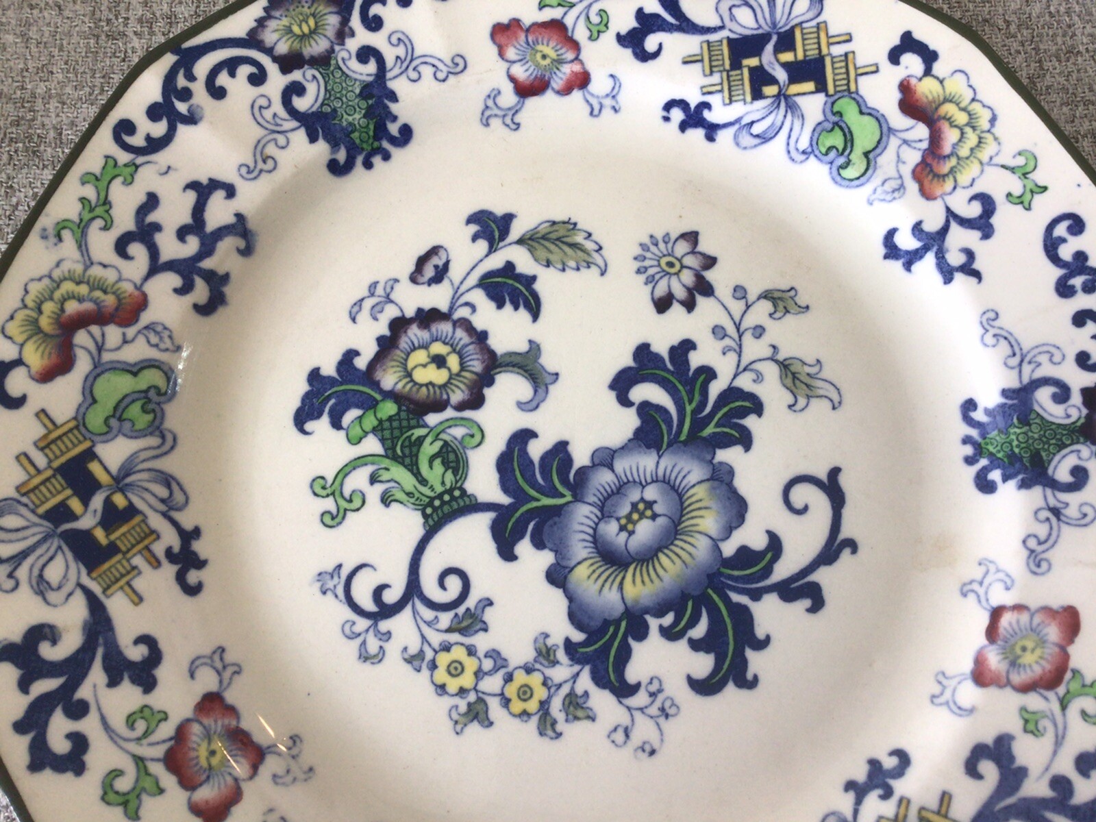Antique Vtg Royal Doulton Polychrome Plate NANKIN 9 5/8” circa 1912