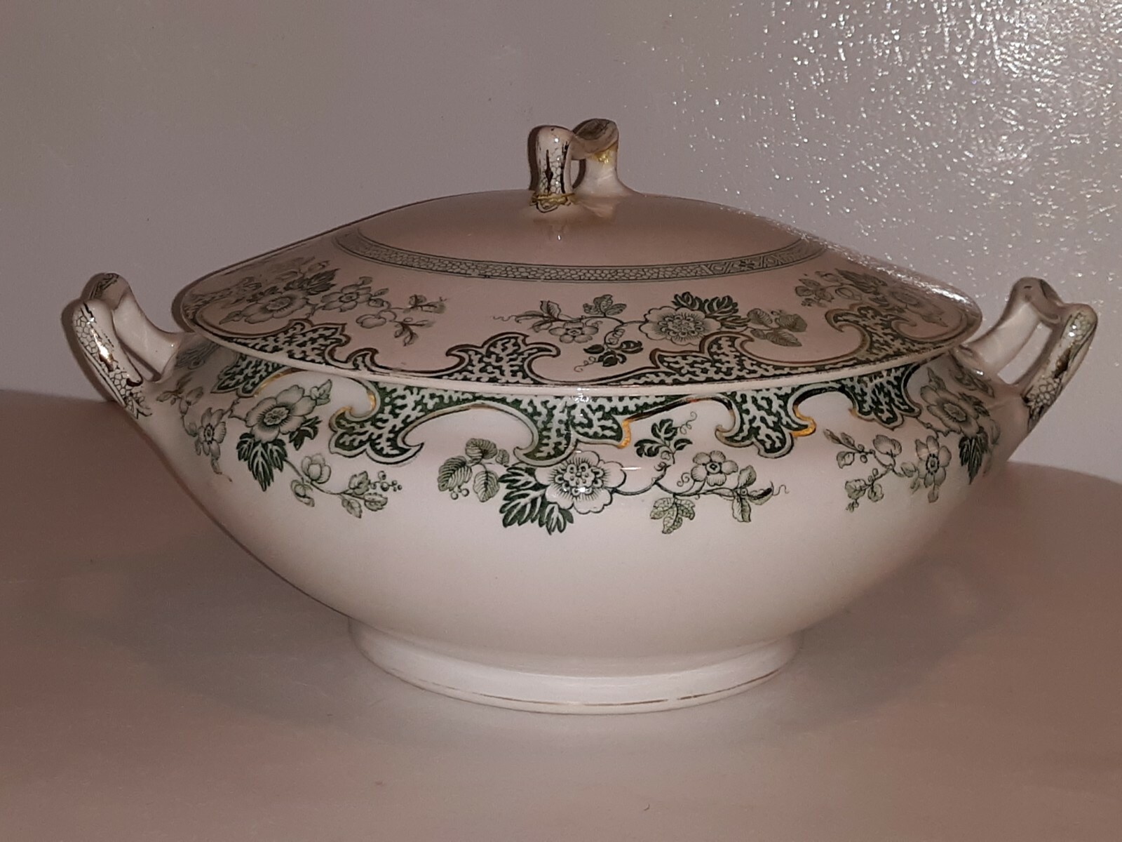 J & G Meakin YOKOHAMA CASSEROLE DISH w/LID, Handles and Spoon Opening ENGLAND
