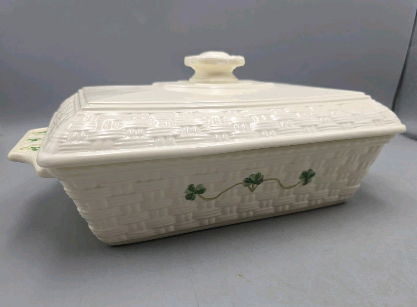 Belleek Ireland Covered Casserole 2 Qt Rectangle Shamrock Basketweave Everyday