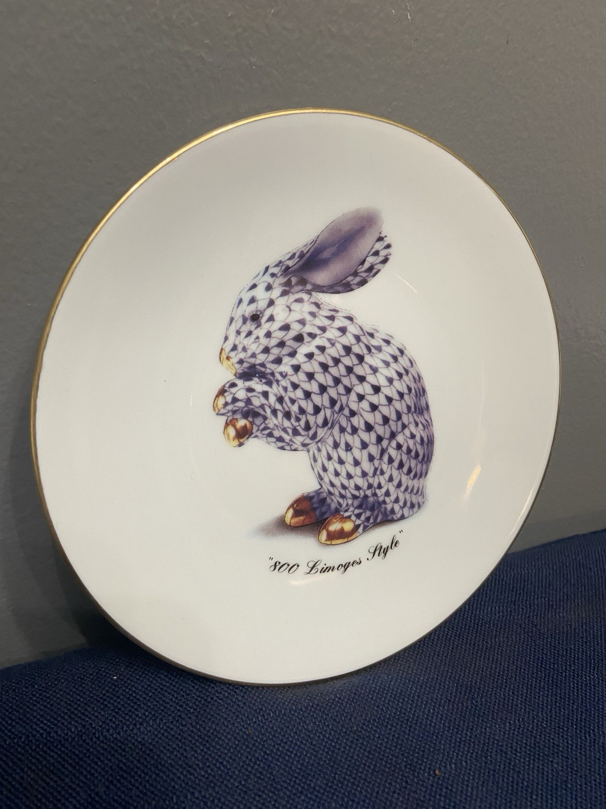 Vintage GODINGER 800 LIMOGES Style Blue Fishnet Rabbit Plate Gold Accents