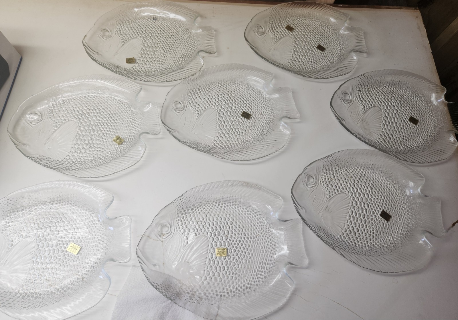 Set Of 8 Arcoroc France Clear Glass Poisson Fish Plates 8.5” x 10.25”