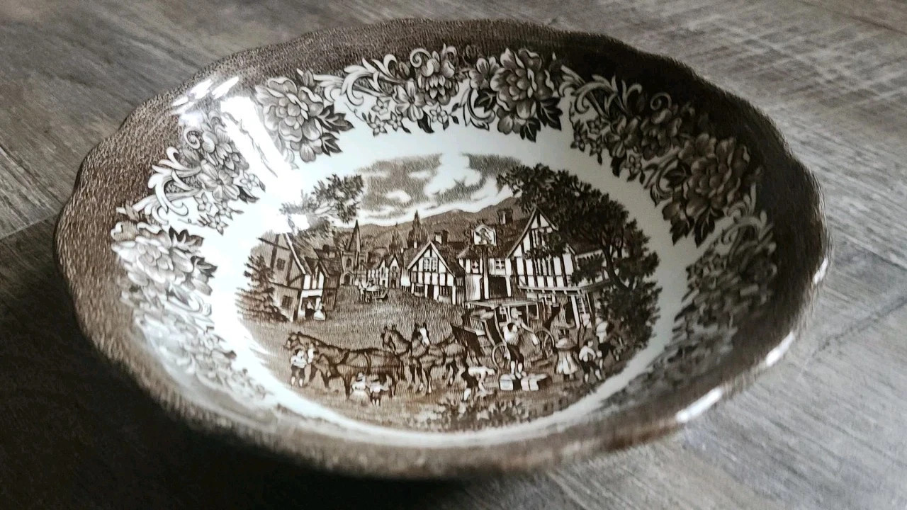 Brown Royal Staffordshire Ironstone Stratford Stage Soup Cereal Bowl 6-1/2″