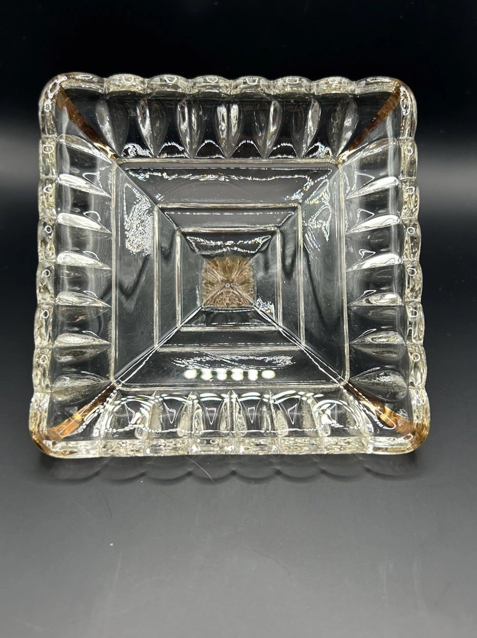 MCM 1950’s JEANNETTE Glass Wedding Box Clear W/ Gold Trim Candy Dish Pedistal 7″