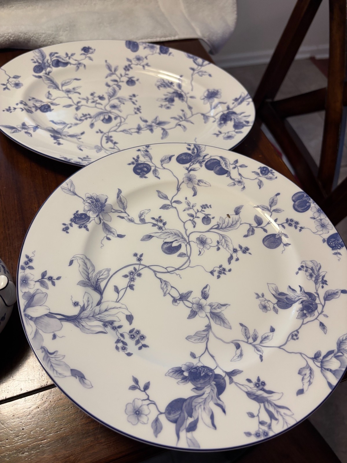 Wedgewood Blue Plum Dinnerware – Made in England
