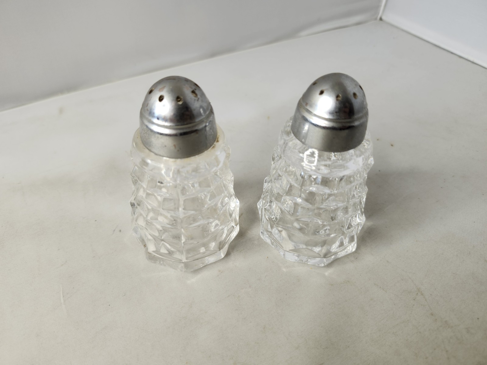 VTG Set of Fostoria American Clear Glass Salt and Pepper Shakers Metal Lid Cap