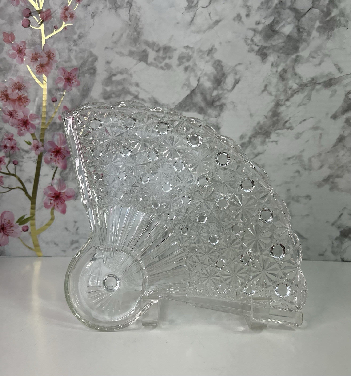 4 Vintage Anchor Hocking Daisy & Button Clear Glass Fan Snack Plates Trays 10.5″