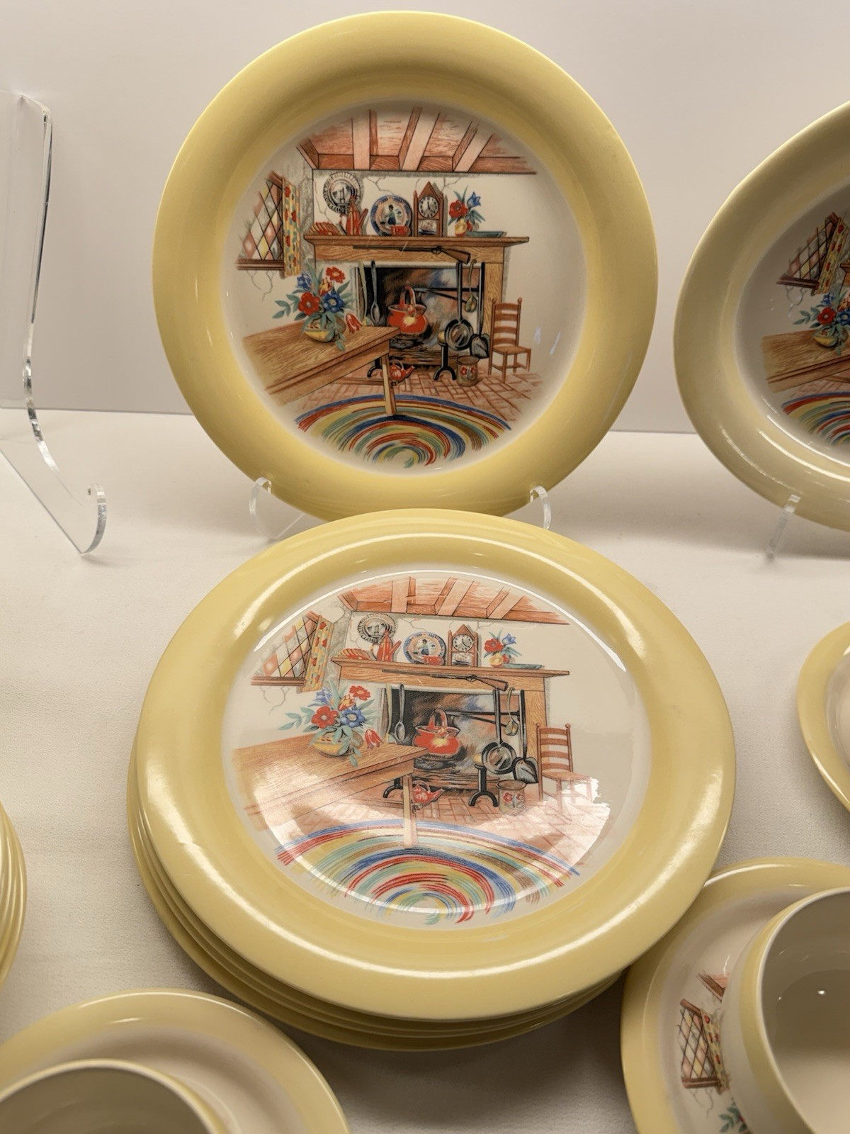 26pc Homer Laughlin Eggshell Colonial Kitchen Hearth Yellow Rim 1941 Swing Set