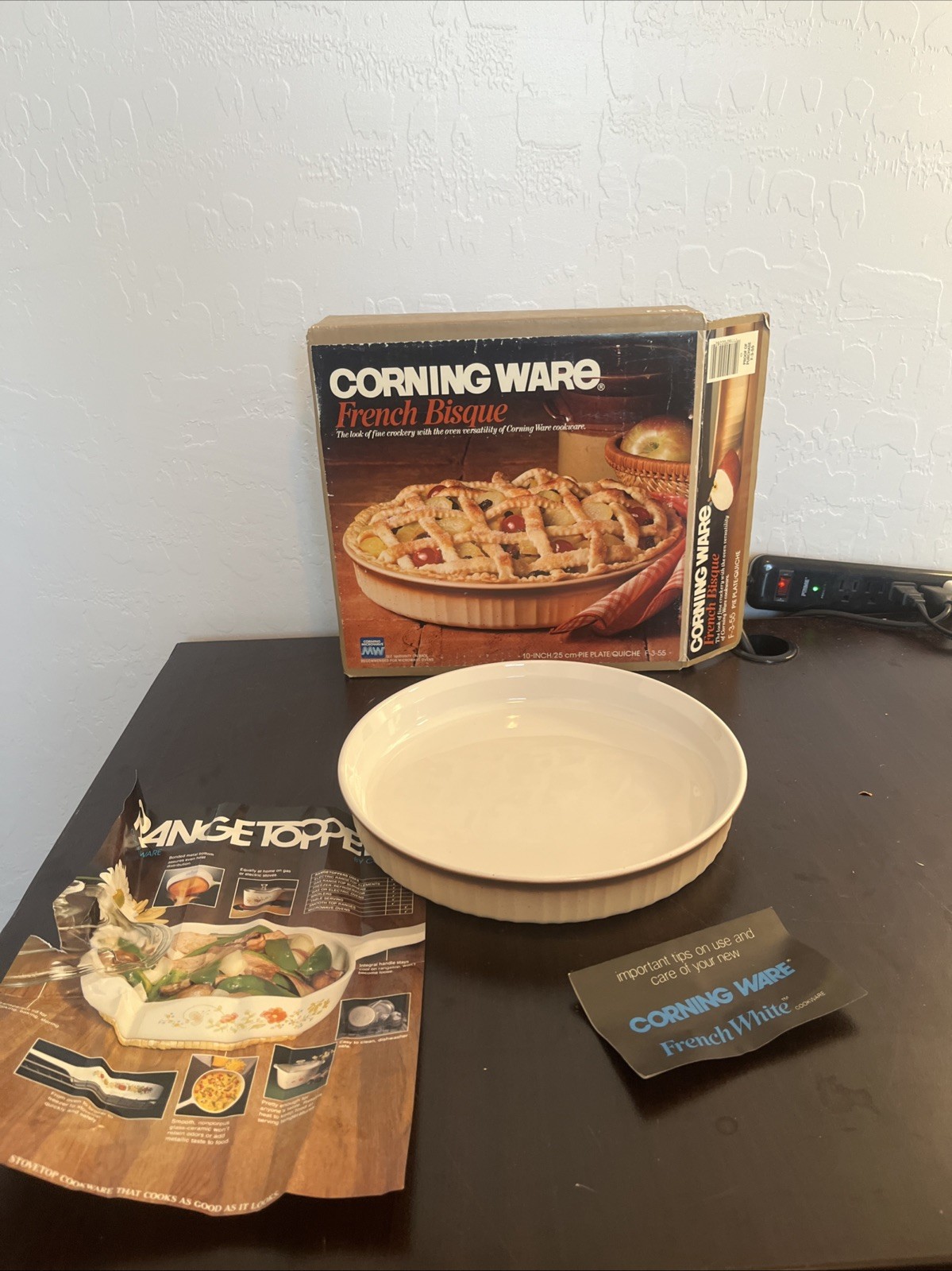Corning Years French Bisque F-3-55 10-inch Pie Plate Quiche Mfg 1982 With Manual