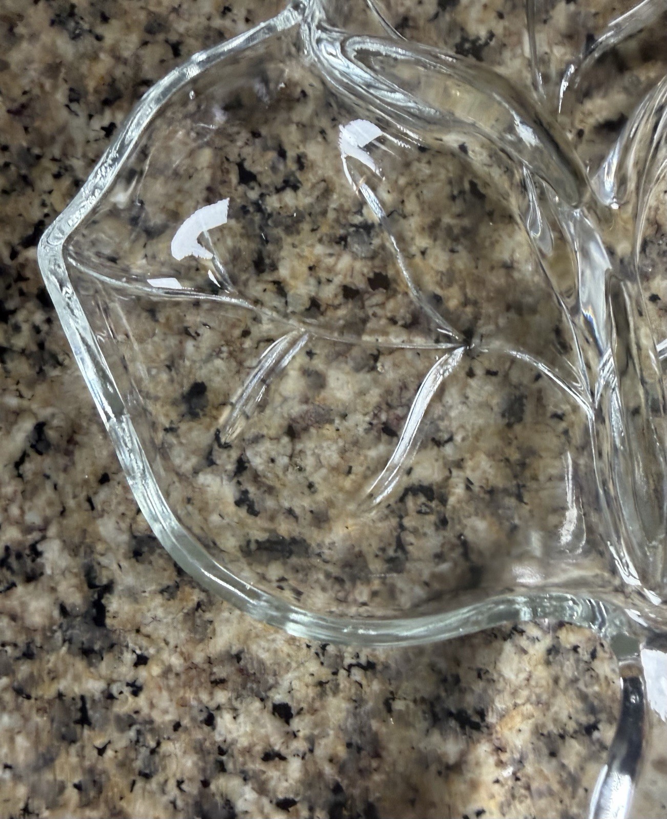 Leaf Shaped Divided Candy Dish Glass Tabletop Candy Nut Coin Holder 6.5″ Server