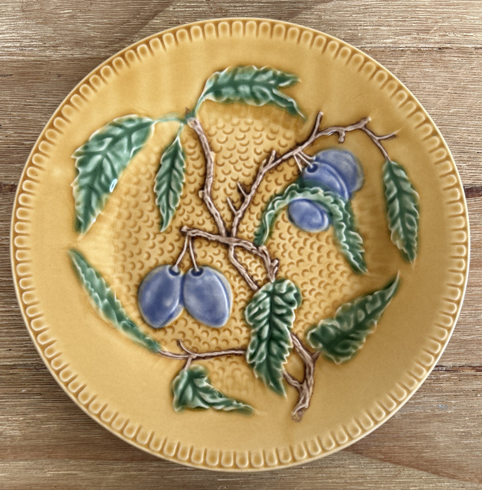 Pierre Deux French Country Side Plates 8” Grapes Plums Majolica Portugal (2)
