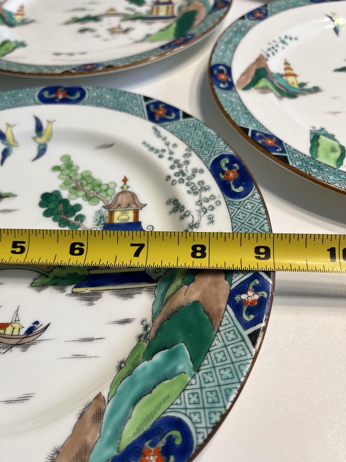 c1905-30 Aynsley Chinoiserie Chinese Waterside Bridge Pagoda 9” Plates England