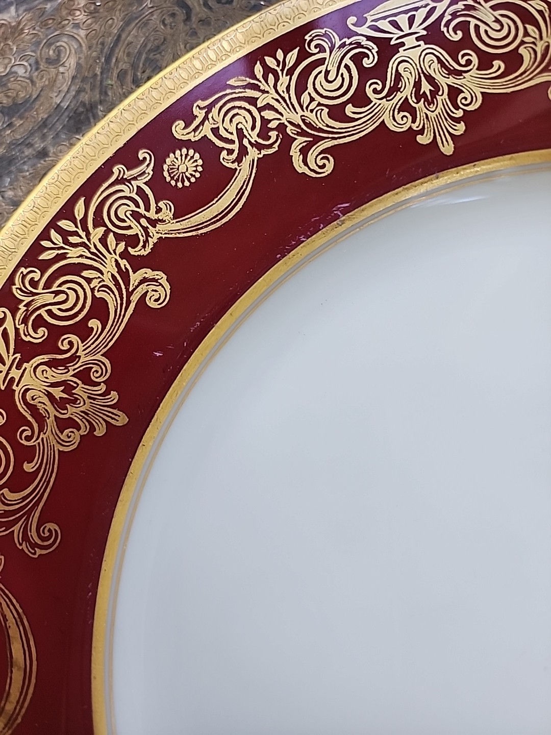 Vintage Lenox Service Plate Maroon Red Gold Encrusted Urn Pattern 1830/P508R