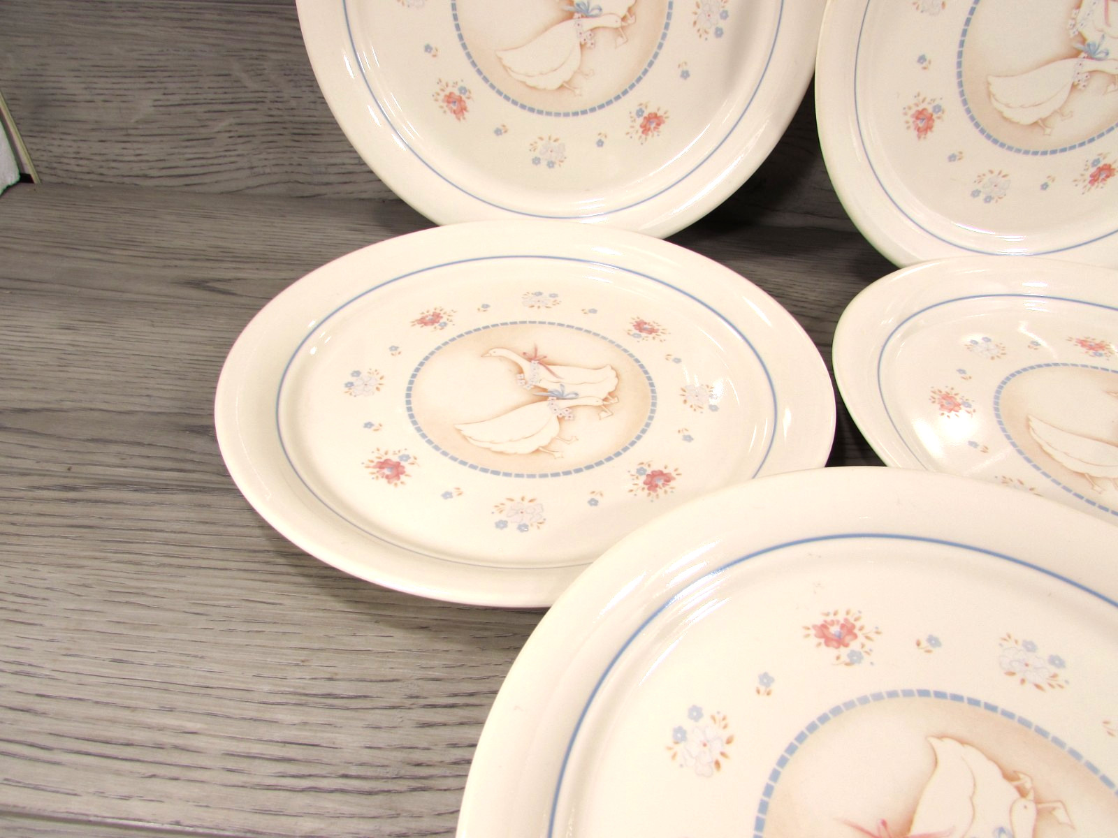 Vintage Corning Country Promenade Goose Duck 10.25″ Dinner Plates Set of 8