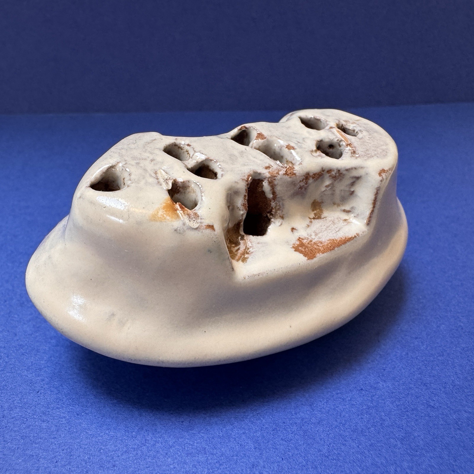 Rare Early Catalina Pottery #201 Pearly White Ivory Flower Frog Replacement 3”
