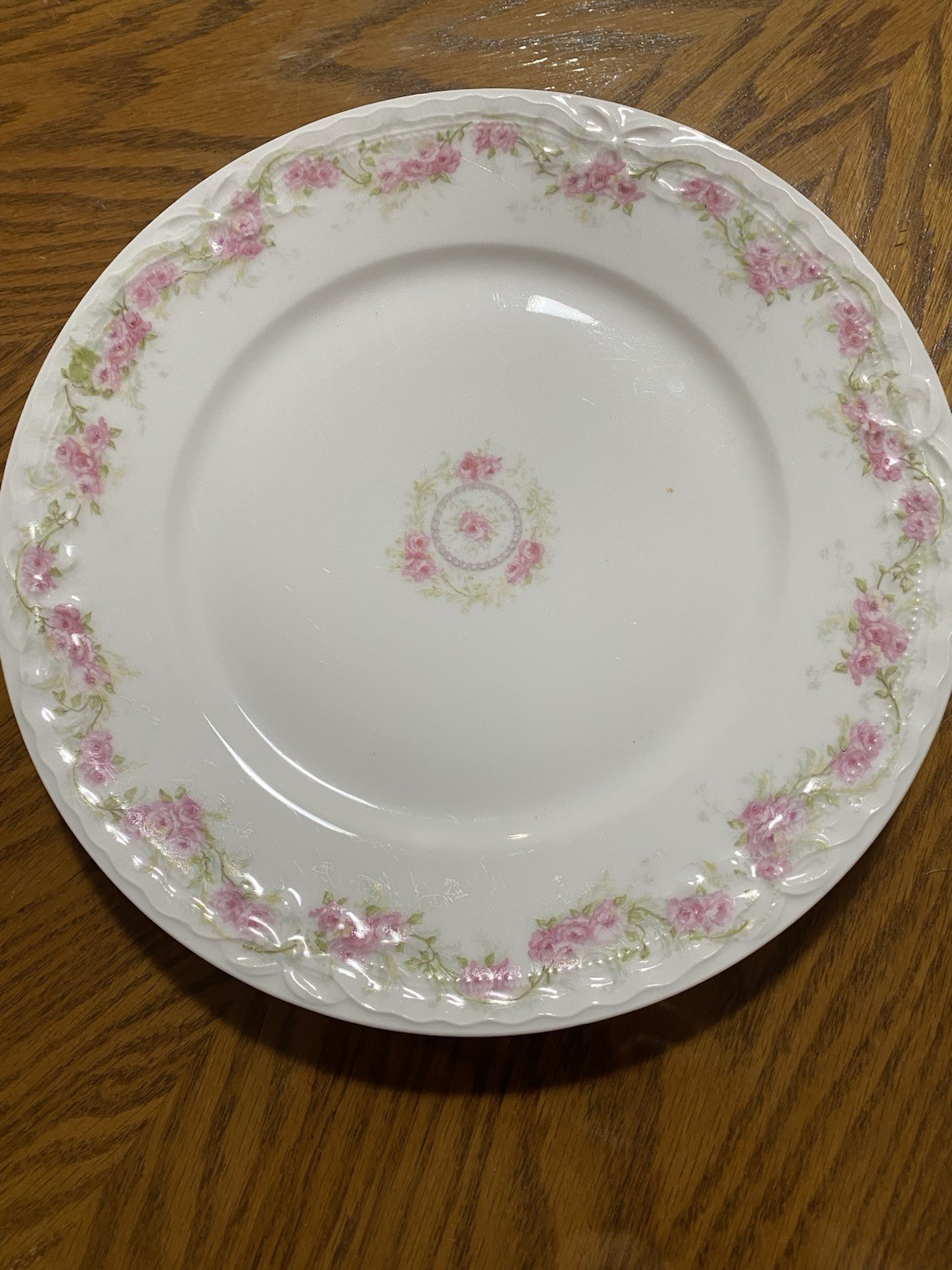 Haviland Limoges Schleiger 1098 Dinner Plate; Pink Rose Garland c1903