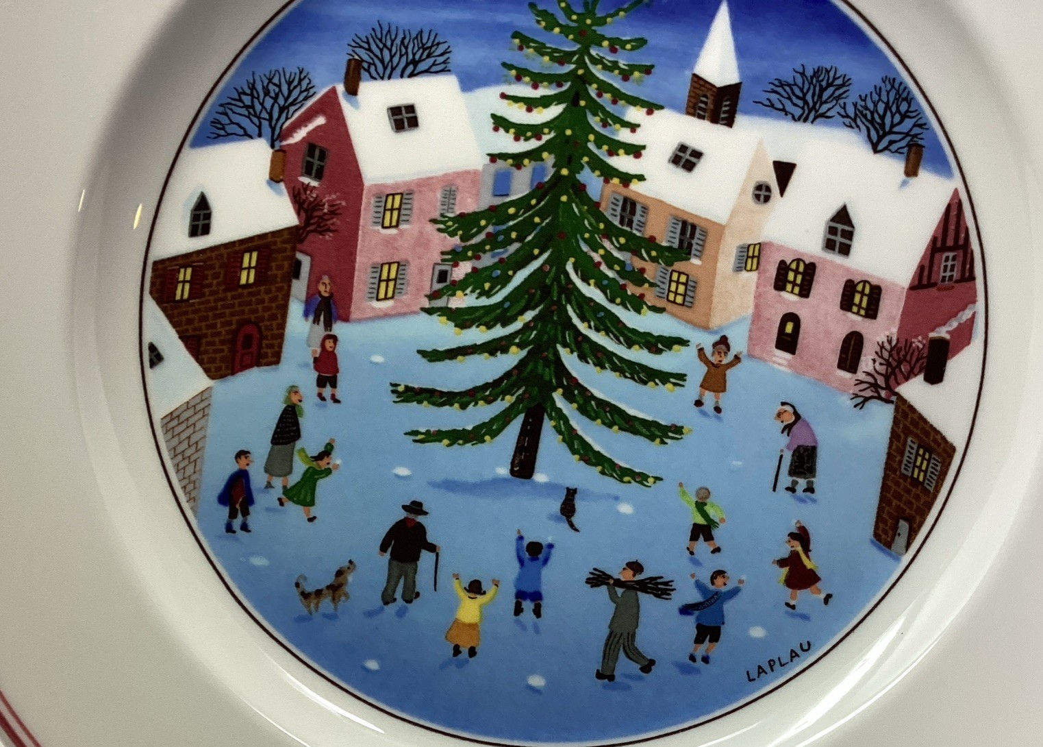Villeroy & Boch Naif Christmas Salad Plates 8″ Set of 4 Village Scene