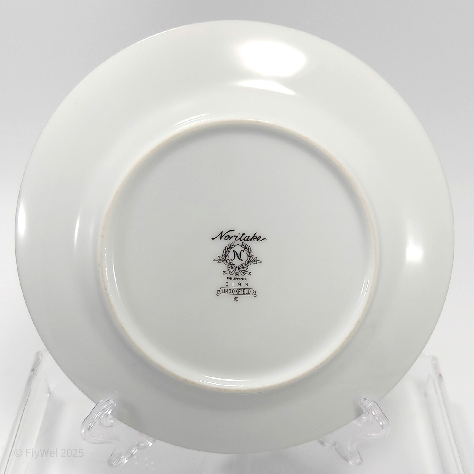 Noritake Brookfield Bread Plates 6.25in Set of 2 White Blue Floral 3193 Cake