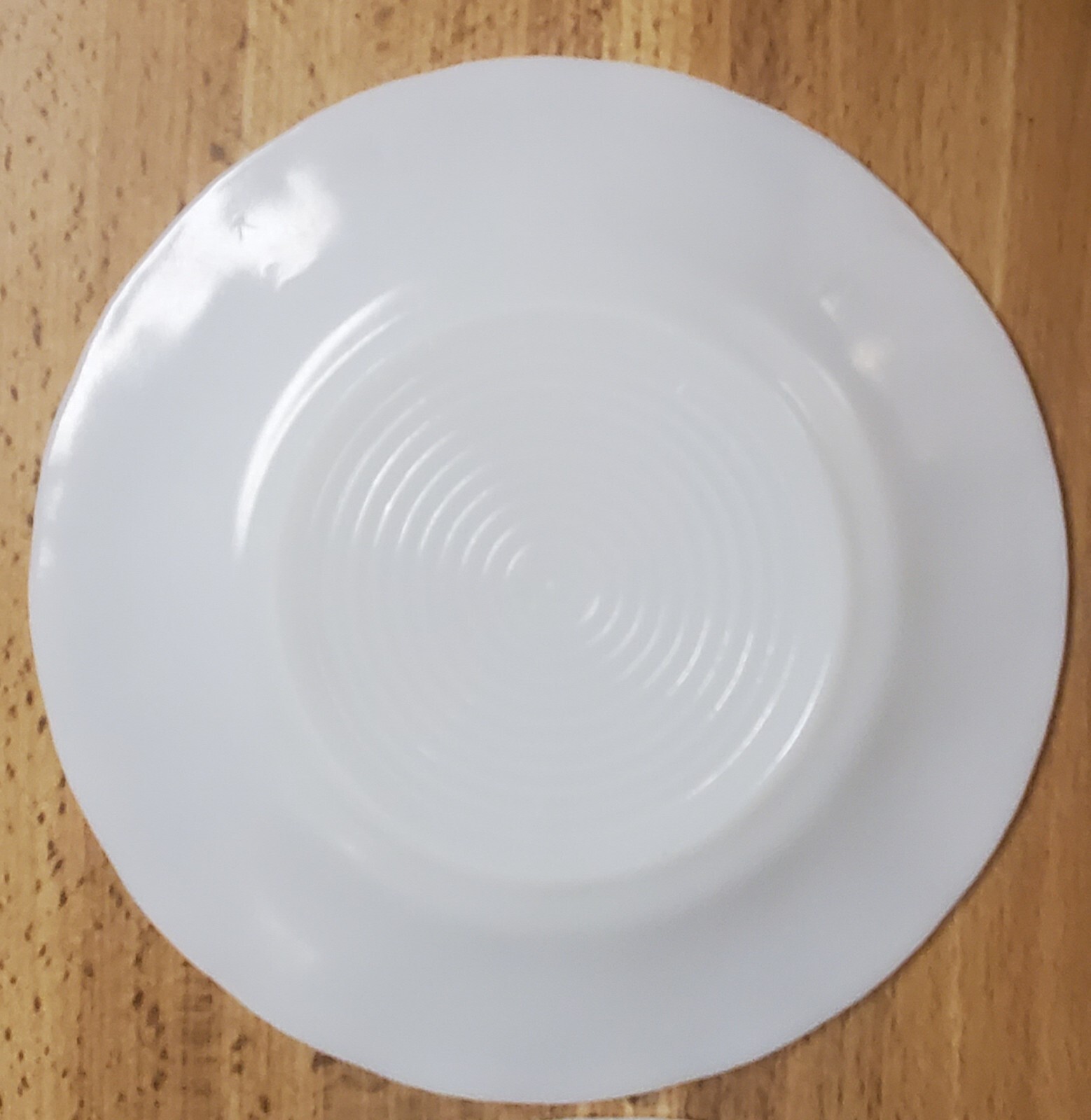 Set of 4 – Unbranded Vintage Dinnerware – Solid White 6″ Plates
