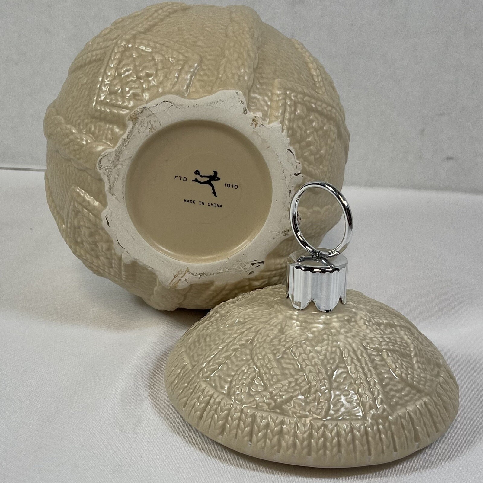 Vintage FTD Unique Textured Candy Dish Flower Christmas Ornament Flower Vase