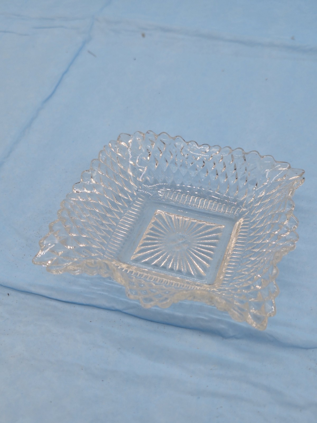 Clear INDIANA GLASS Co Square Ruffled Diamond Point Candy Dish Bowl **56-11