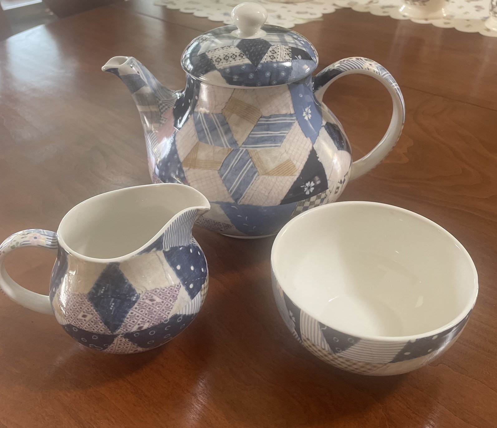 RALPH LAUREN FOR WEDGWOOD PATCHWORK pattern teapot, creamer and sugar bowl