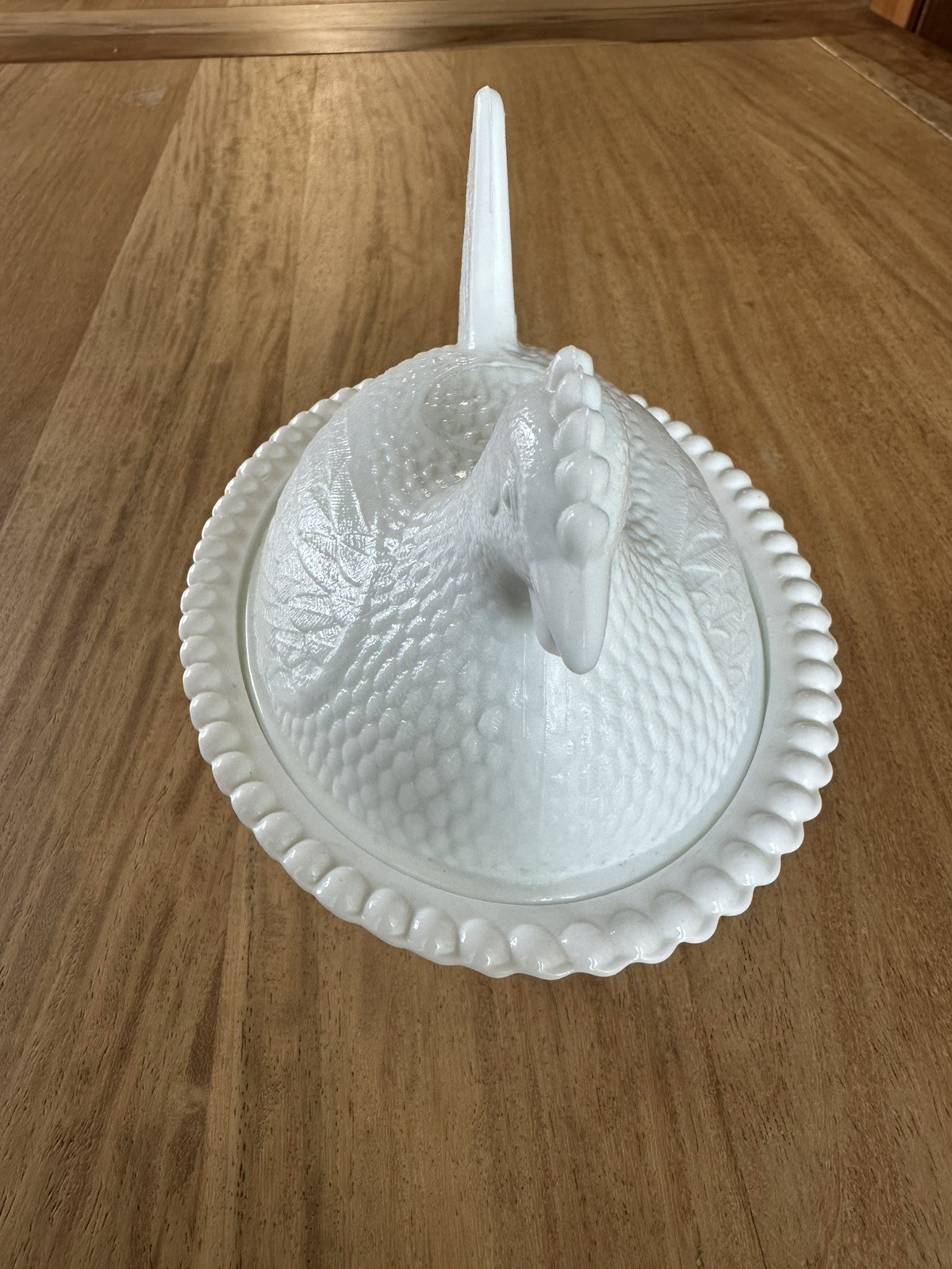 White Milk Glass Hen on Nest Covered Dish Beaded Edge Glossy Decorative