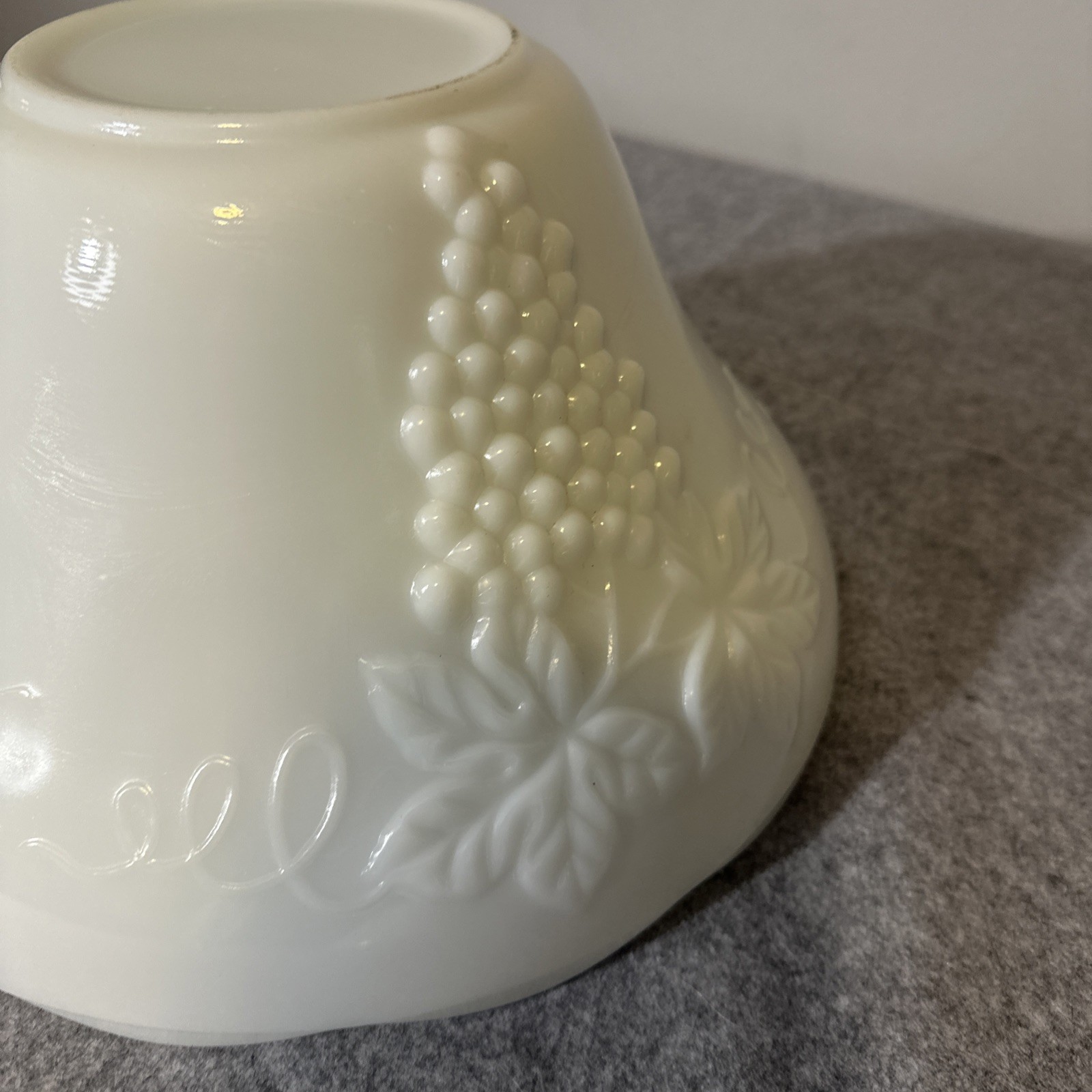 VTG Anchor Hocking Milk Glass Harvest Grape Punch Bowl Set Base 10 Cup Scalloped