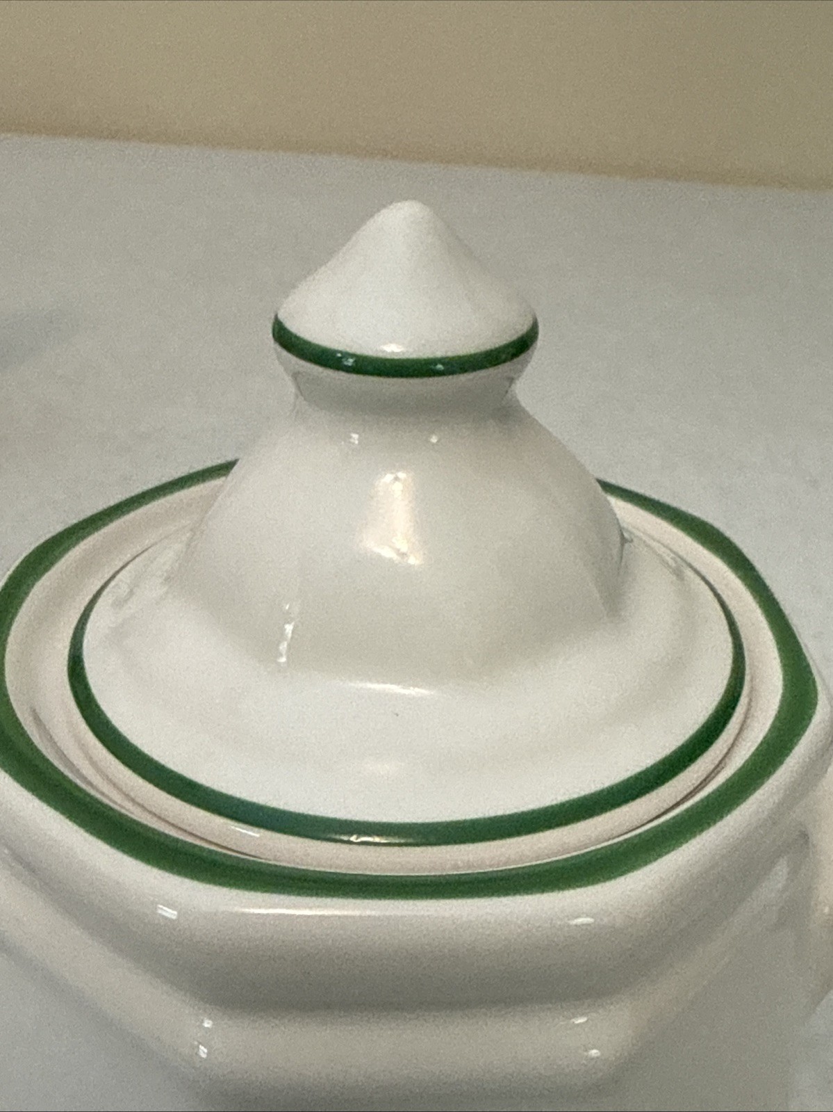 Pfaltzgraff CHRISTMAS HERITAGE Creamer and Sugar Bowl with Lid Tree With Box