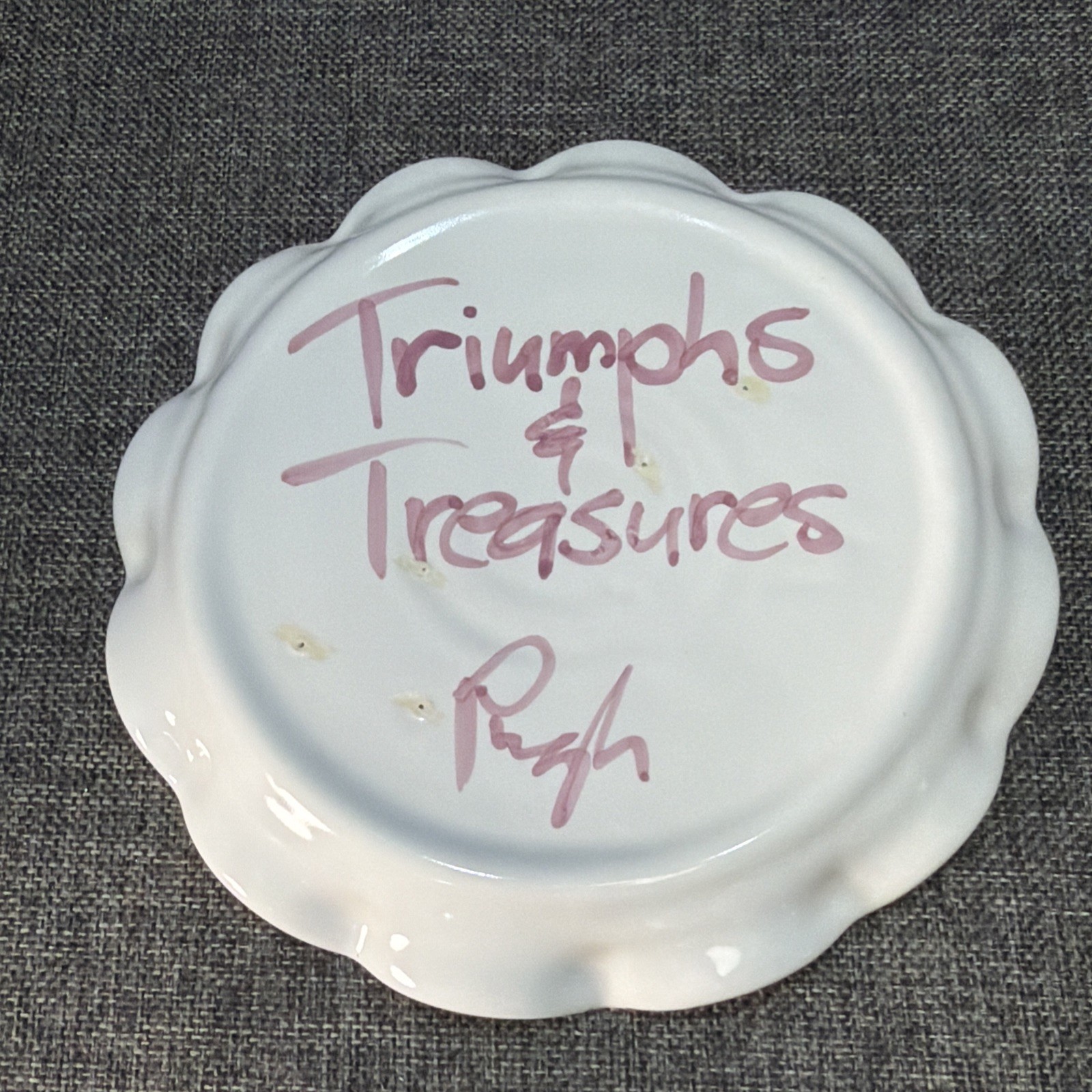 Jan Pugh Signed Triumph Treasure Pottery Plate Hand-Painted Floral Ruffled Edge