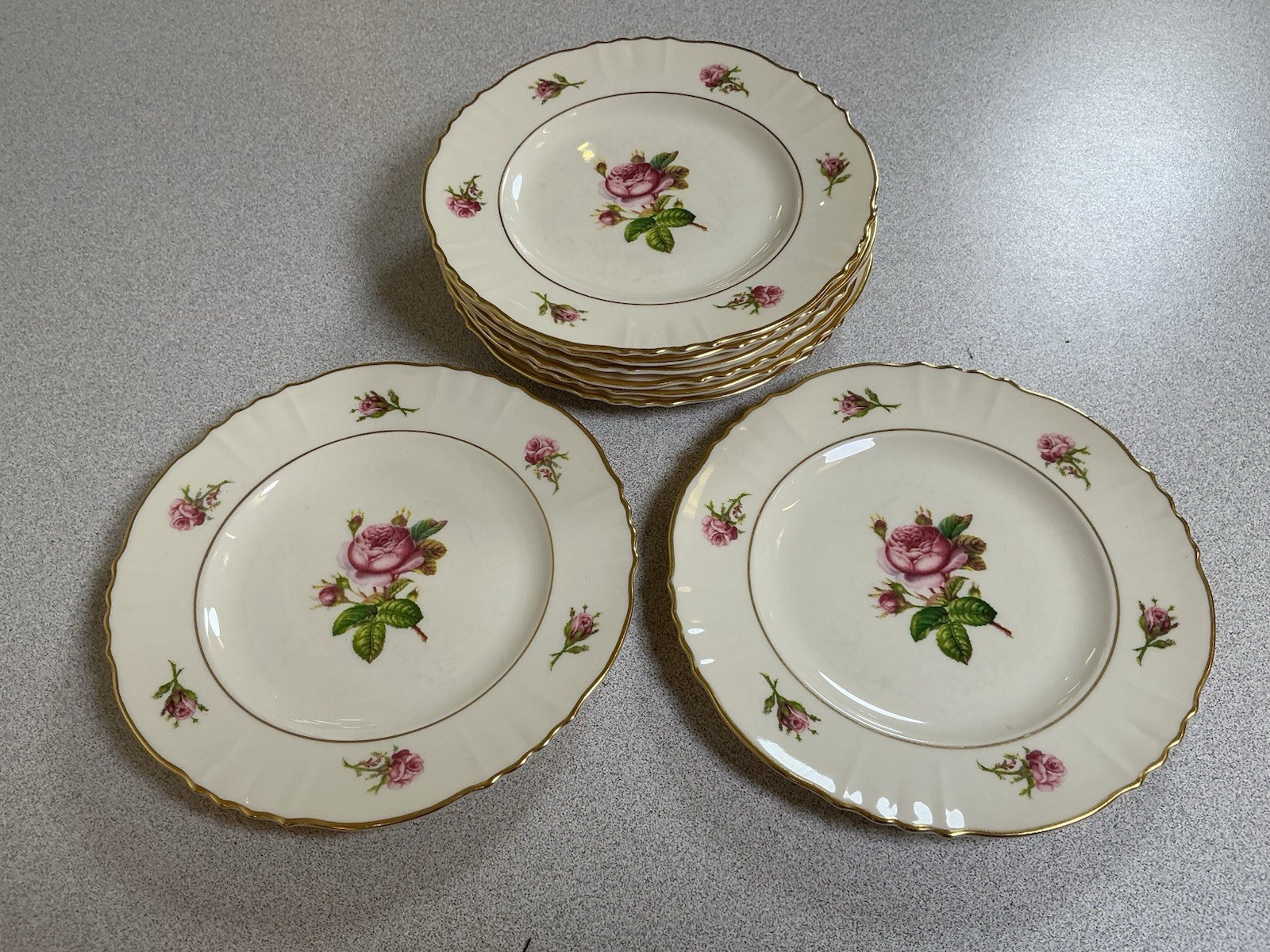 Syracuse China Victoria Set Of 8 Scalloped Bread Plates 6 1/2” Pink Rose Gold